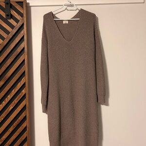 Aritzia Wilfred Taupe Long Sleeve Knit Dress